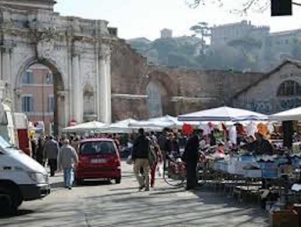 Panoramic Castle Apt Trastevere 로마 외부 사진
