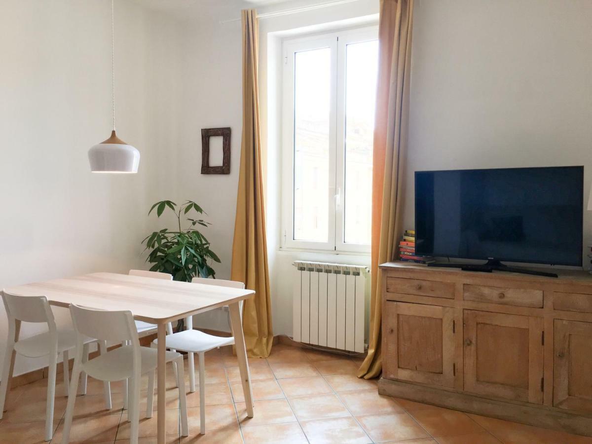 Panoramic Castle Apt Trastevere 로마 외부 사진
