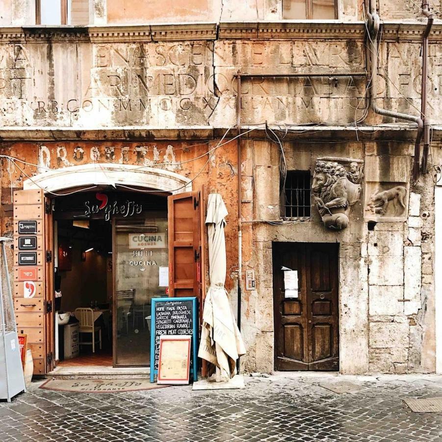 Panoramic Castle Apt Trastevere 로마 외부 사진